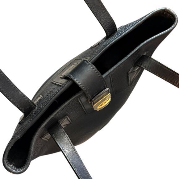 Dooney & Bourke Vintage Black All Weather Leather Bucket Bag Purse - Picture 4 of 10